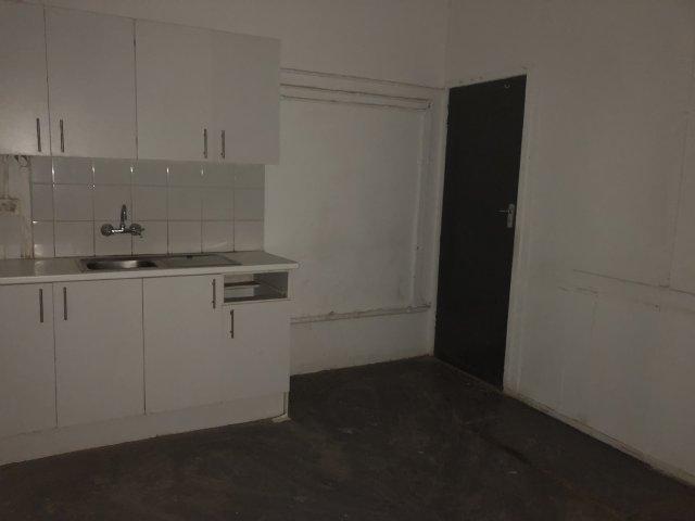 Commercial Property for Sale in Paarden Eiland Western Cape